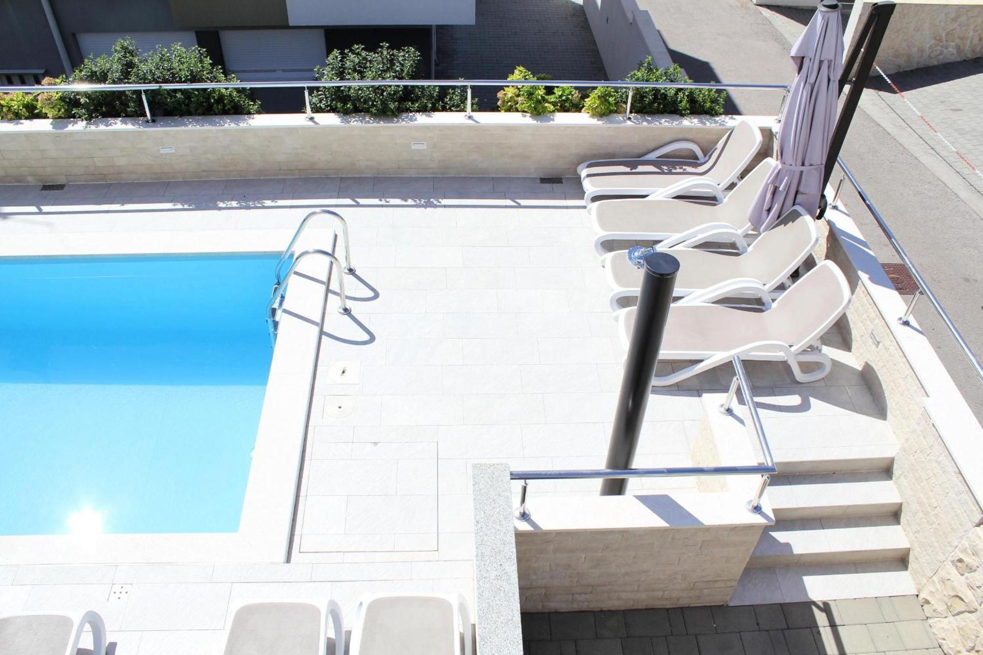 Villa Lumada Pool Apartments Novalja Exterior foto